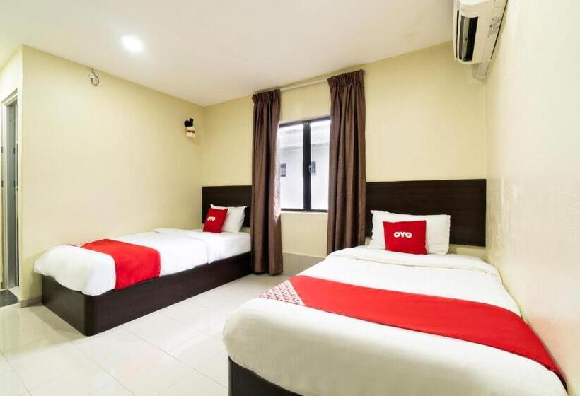 酒店 Oyo 89960 Manjung Inn