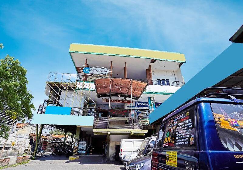 فندق Oyo 91415 De Wijaya