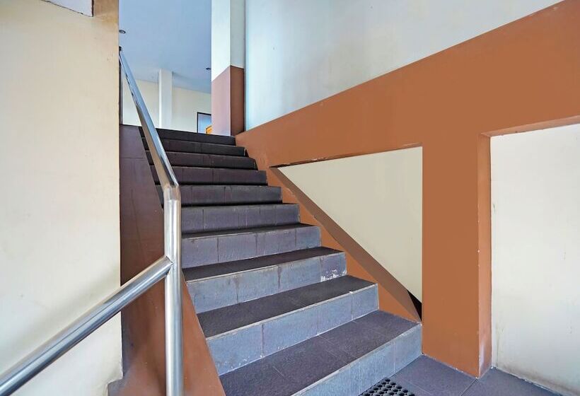 فندق Oyo 91415 De Wijaya