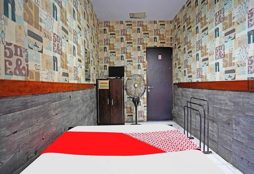 فندق Oyo 91415 De Wijaya