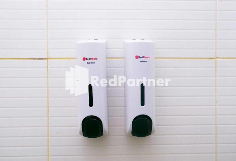 فندق Permata Makassar Mitra Reddoorz