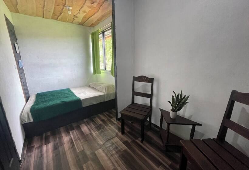 فندق Poas Volcano Rooms