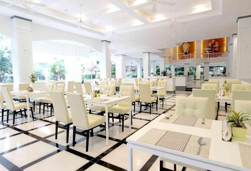 هتل Pooh Beach Resort & Spa