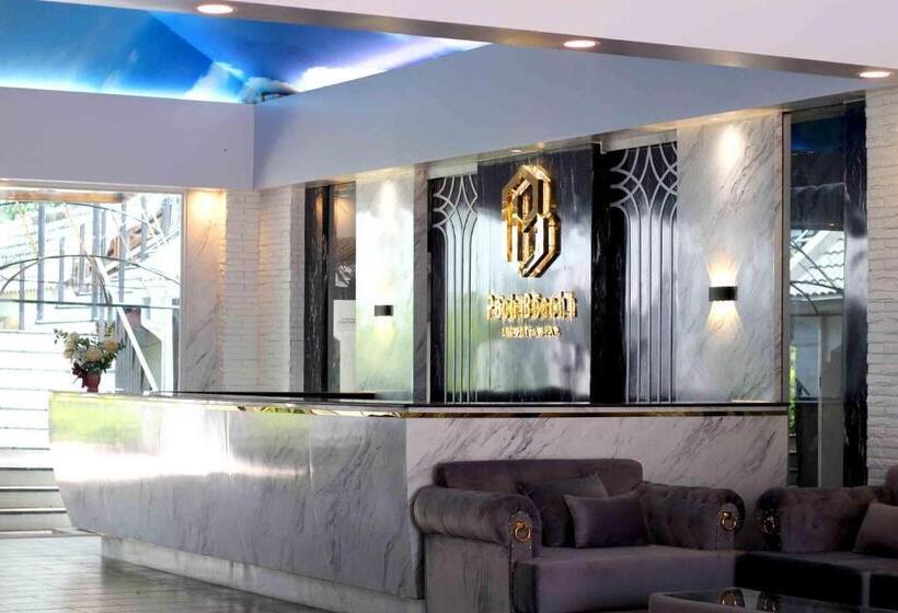 هتل Pooh Beach Resort & Spa