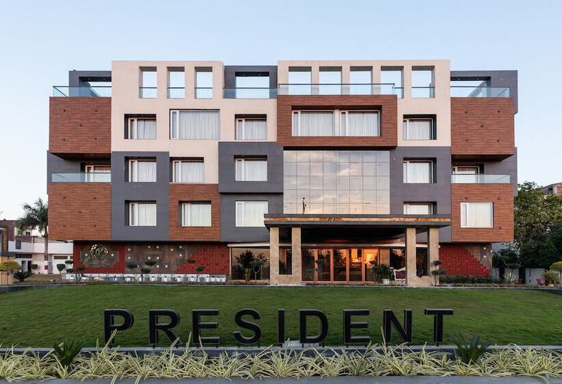 בית מלון כפרי President