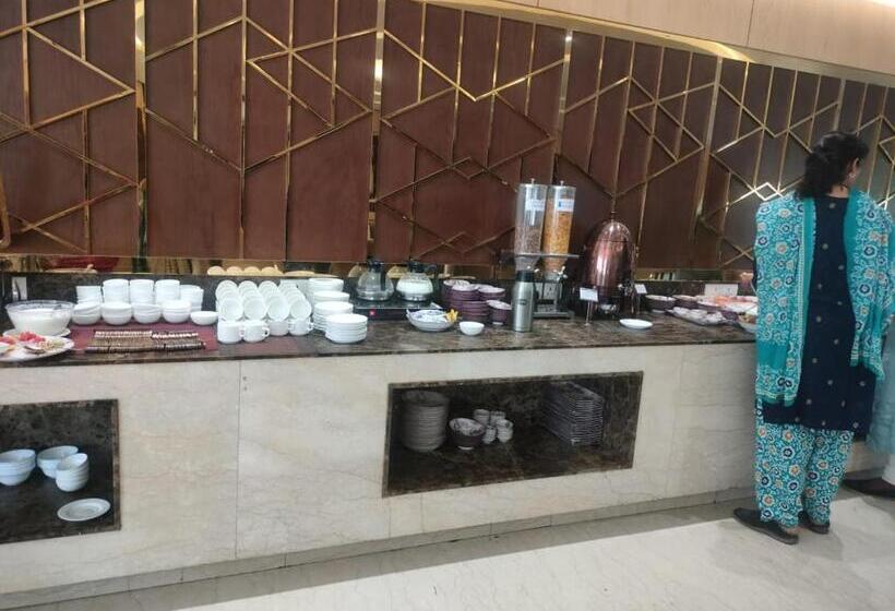 酒店 Rama Continental