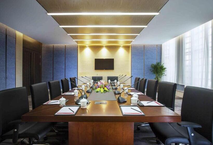 فندق Ramada Plaza By Wyndham Xi An South