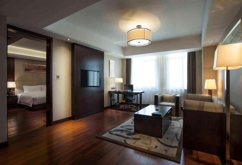 Hotel Ramada Plaza By Wyndham Xi An South