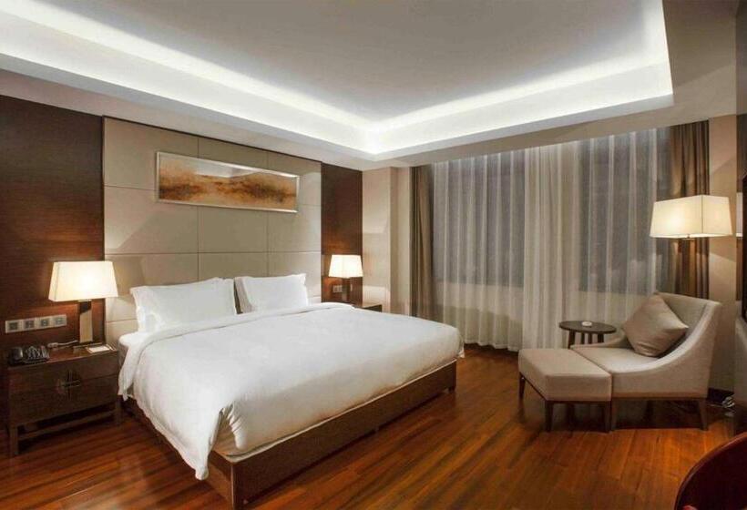 Hotel Ramada Plaza By Wyndham Xi An South