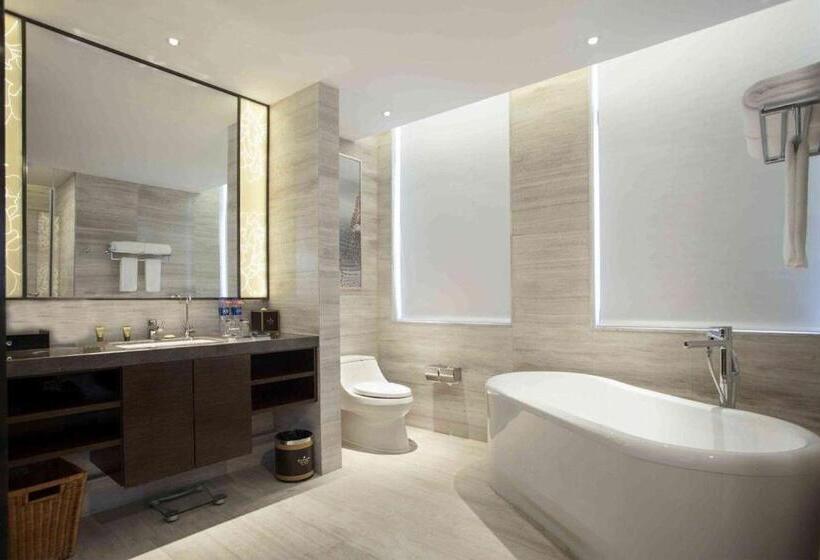 فندق Ramada Plaza By Wyndham Xi An South