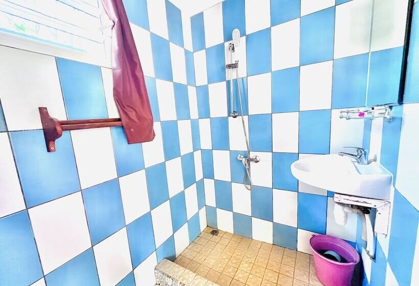 בית מלון כפרי Regina Lodge