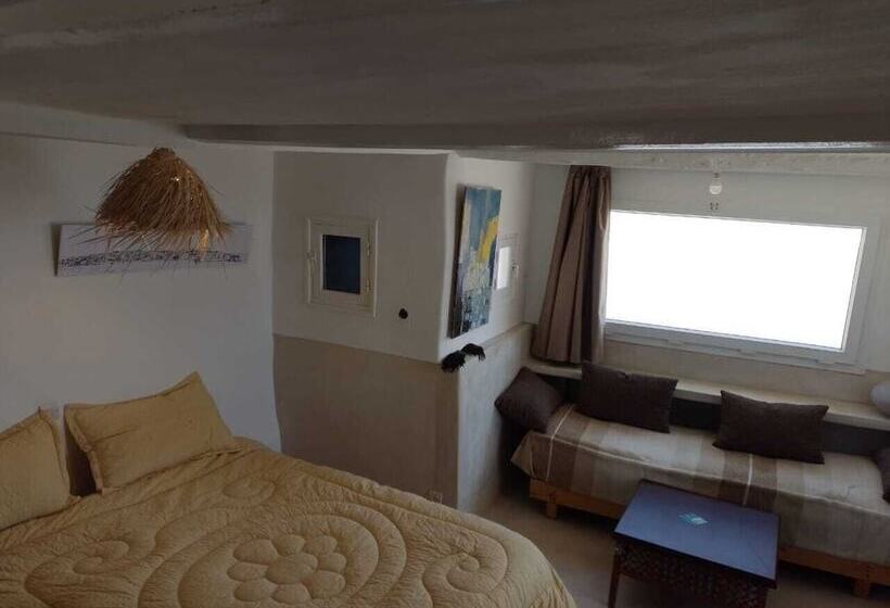 Отель Riad Tifnit Acienda