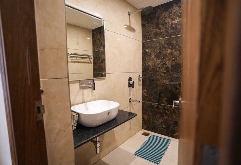 فندق Shalom Backpackers Mussoorie