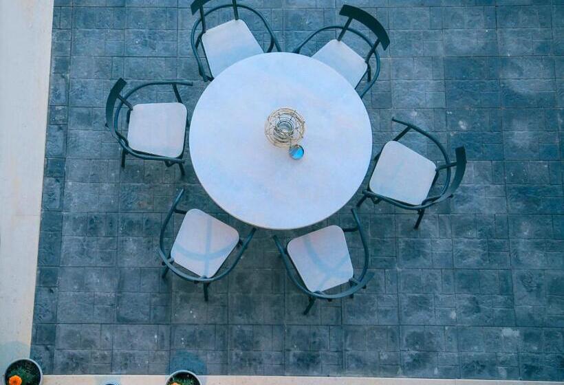 בית מלון כפרי Summer Inn