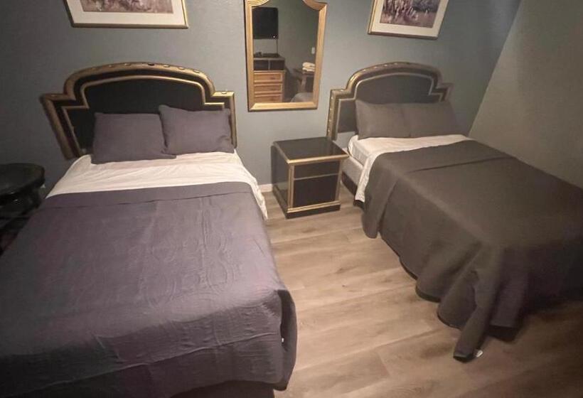 호텔 Texas Lodge Kenedy