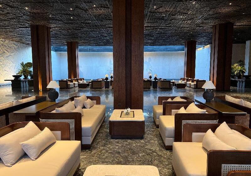 호텔 The Meru Sanur