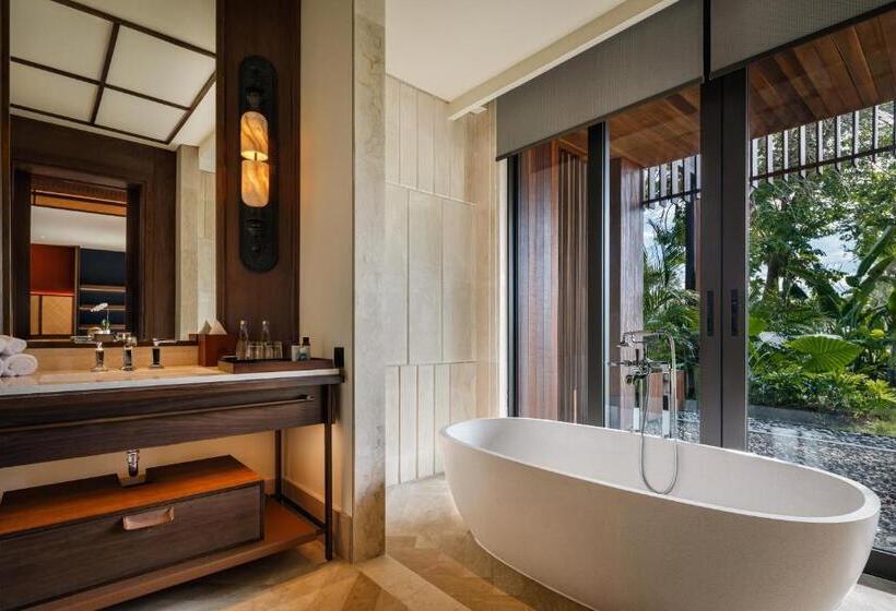 فندق The Meru Sanur