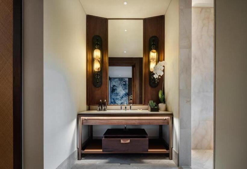 호텔 The Meru Sanur