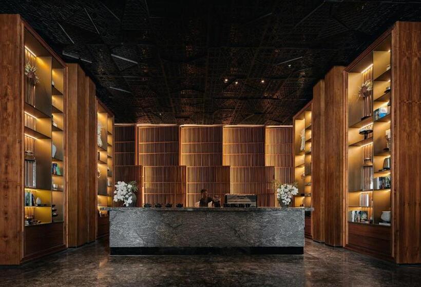 호텔 The Meru Sanur