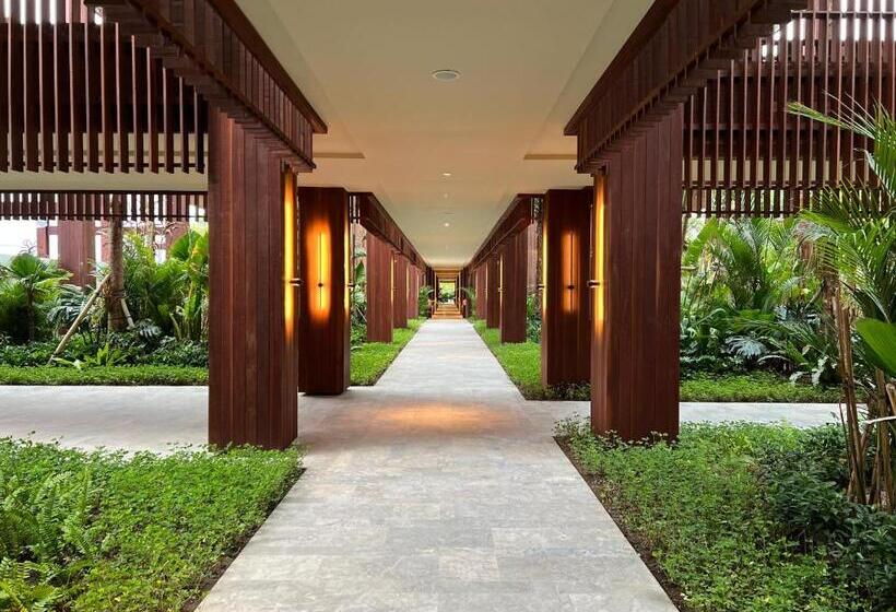 호텔 The Meru Sanur