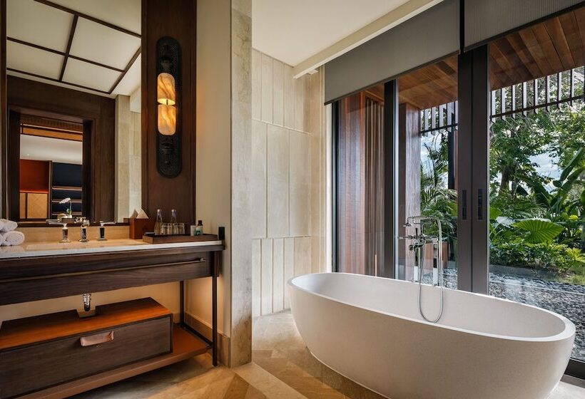 호텔 The Meru Sanur