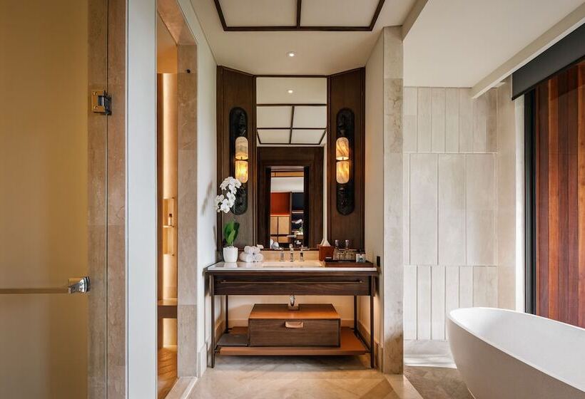 فندق The Meru Sanur