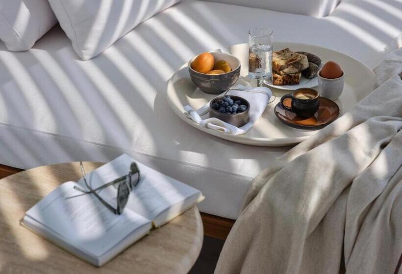 هتل Deos Mykonos   A Myconian Collection