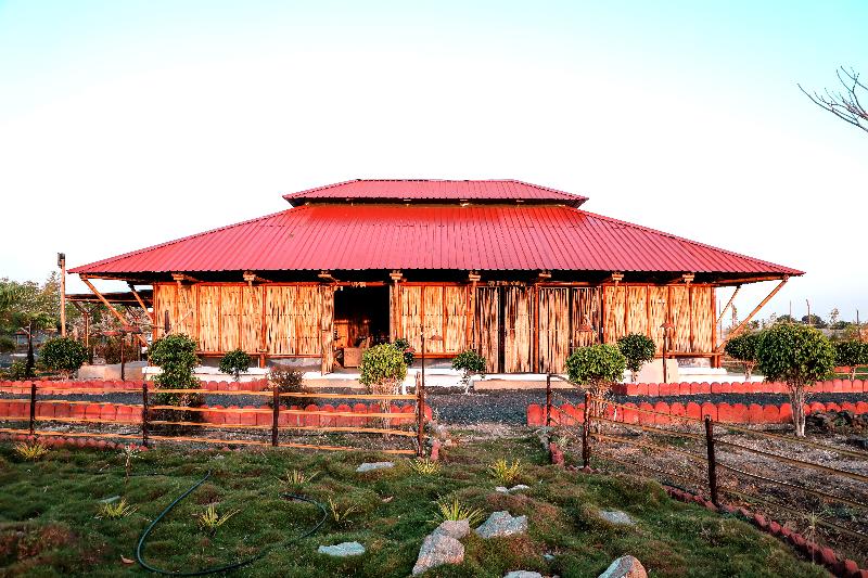 בית מלון כפרי The Restfo Pench Tiger Resort