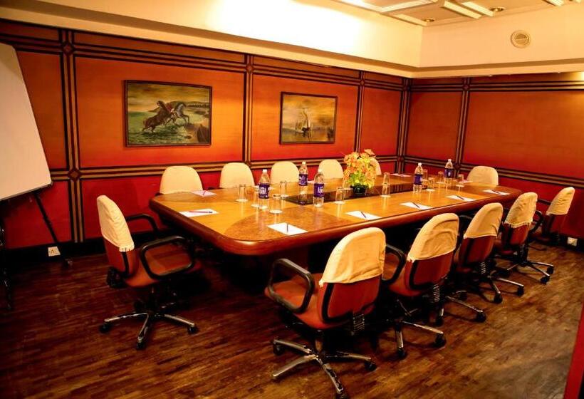 فندق The Surya, Cochin