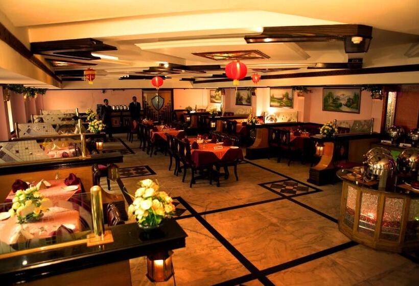 فندق The Surya, Cochin