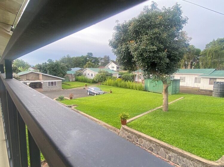 Отель Tumaini Homestay