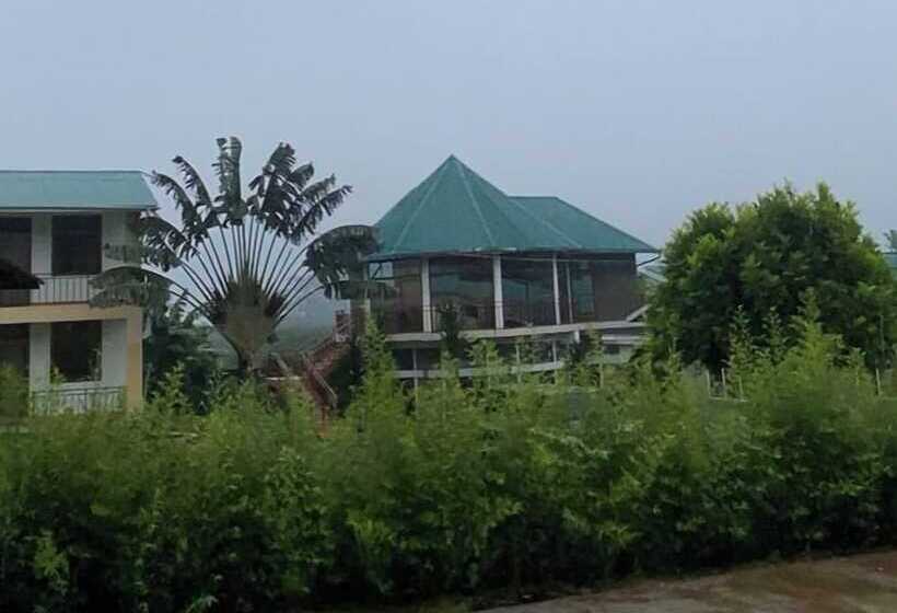 Отель Tumaini Homestay