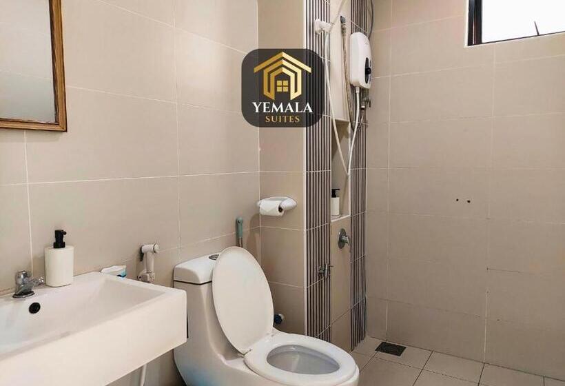 בית מלון כפרי Yemala Suites At Skyloft   Johor