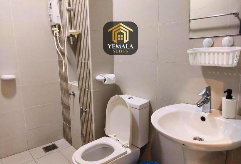 בית מלון כפרי Yemala Suites At Skyloft   Johor