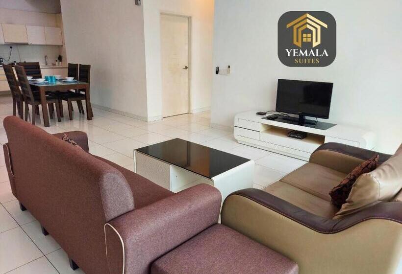 בית מלון כפרי Yemala Suites At Skyloft   Johor