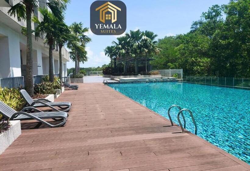 בית מלון כפרי Yemala Suites At Skyloft   Johor