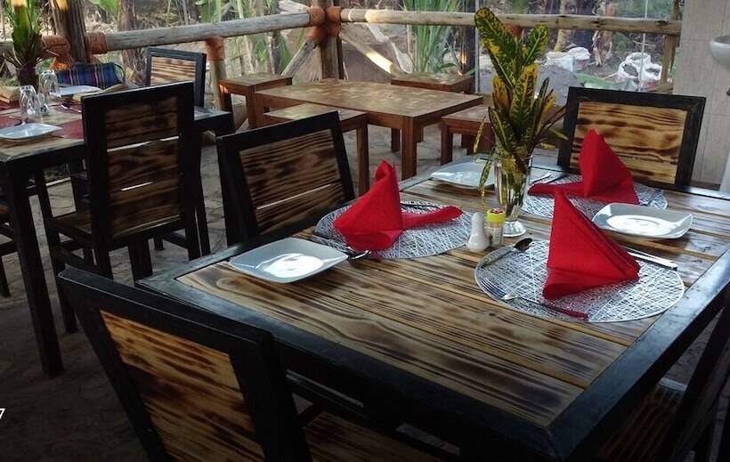 Jangwani River View Inn