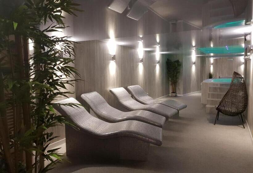 No 47 Marine Terrace