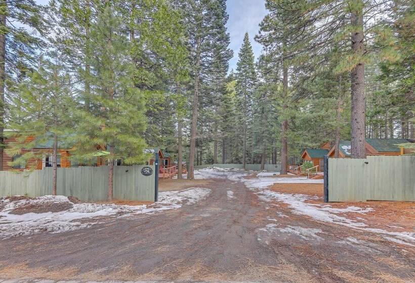 Peaceful Lake Almanor Cabin: Fish, Hunt + Hike!