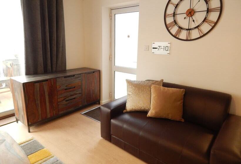 ペンション Brookfield En-suite Rooms