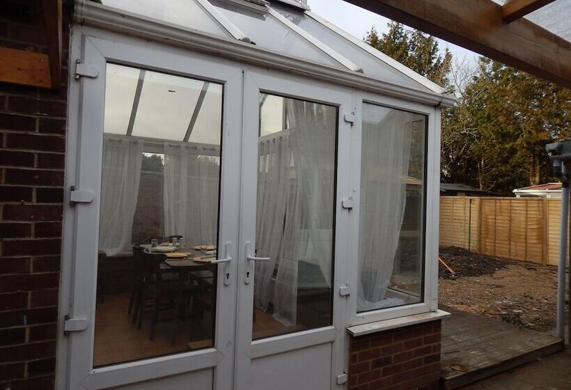 ペンション Brookfield En-suite Rooms