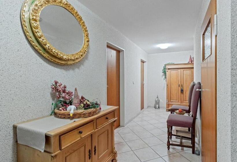 פנסיון Family And Friends Ludwigshafen