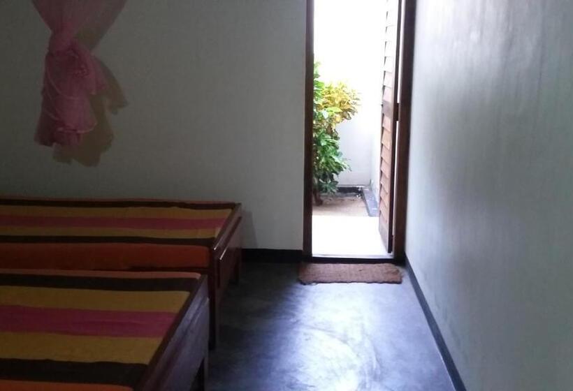 펜션 Inn On The Bay