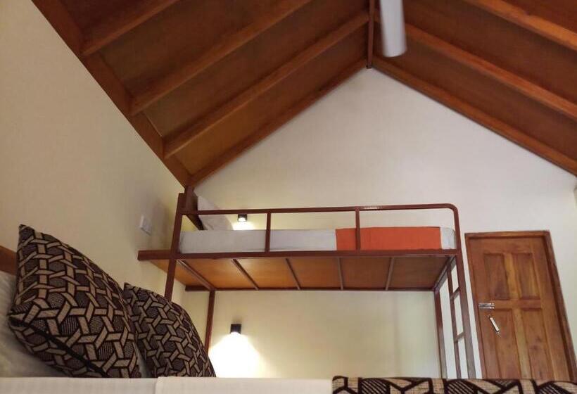 펜션 Inn On The Bay