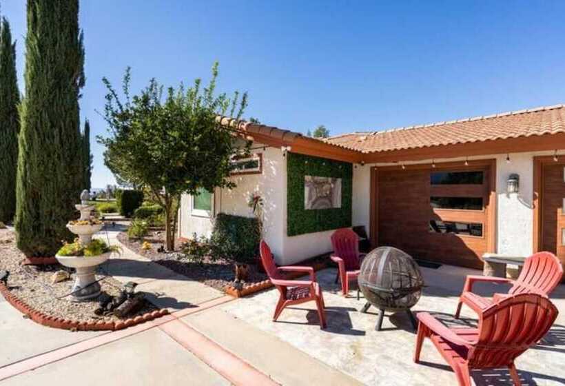 פנסיון Magic Villas