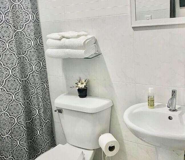 펜션 Residencial Lassonde Guest House