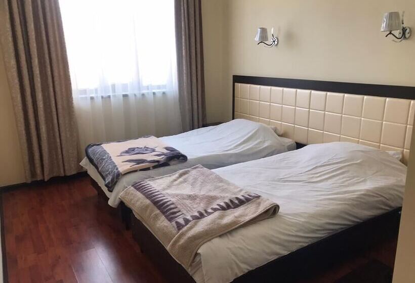 پانسیون Vstrecha