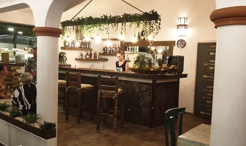 Playa Blanca Bed & Breakfast