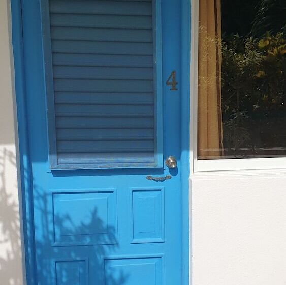 Playa Blanca Bed & Breakfast