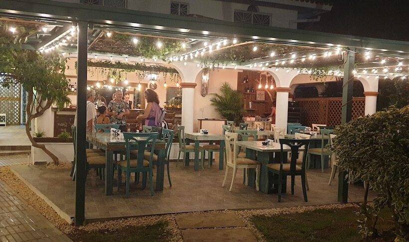 Playa Blanca Bed & Breakfast